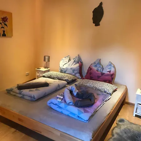 Ferienhaus Rheinperle Mit Garten In Am Rhein - Naehe Bonn *