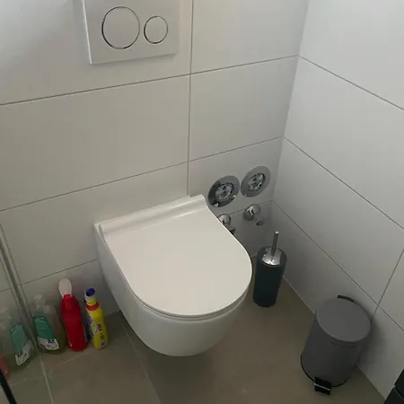 Ferienhaus Rheinperle Mit Garten In Am Rhein - Naehe Bonn