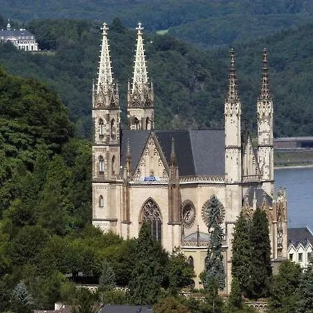 Ferienhaus Rheinperle Mit Garten In Am Rhein - Naehe Bonn Semesterbostad *