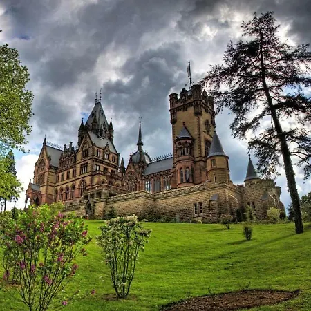 Ferienhaus Rheinperle Mit Garten In Am Rhein - Naehe Bonn Semesterbostad Remagen